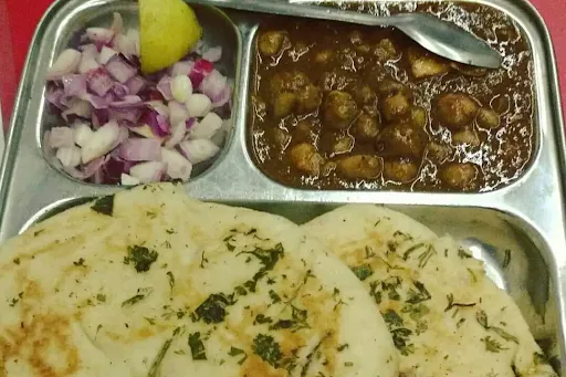 Chole With 2 Kulcha