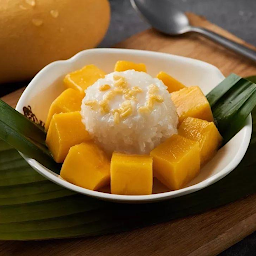 Mango Coconut Sticky Rice (椰浆芒果糯米饭)
