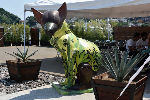 More public art in Manzanillo.jpg - Public art in the port of Manzanillo.