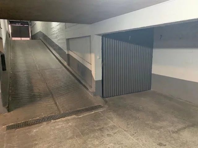 Vente parking  36 m² à Paris 11ème (75011), 79 000 €