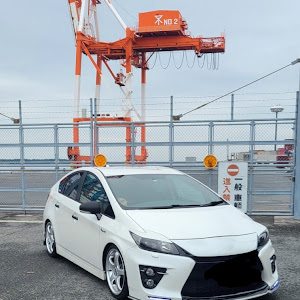 プリウス ZVW30