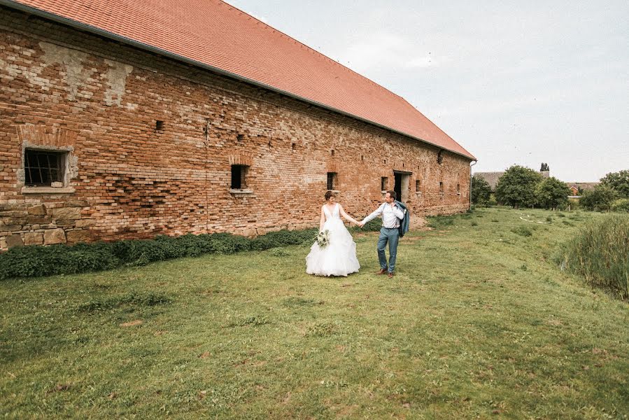 Fotógrafo de casamento Markéta Kousalová (mkousalova). Foto de 15 de setembro 2021