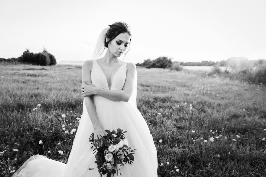 Wedding photographer Darya Nelyubova (nelyubova). Photo of 7 August 2019