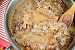 Creamy Mushroom Garlic Chicken Recipe was pinched from <a href="https://www.laaloosh.com/2018/01/12/creamy-mushroom-garlic-chicken-recipe-6-points/" target="_blank" rel="noopener">www.laaloosh.com.</a>