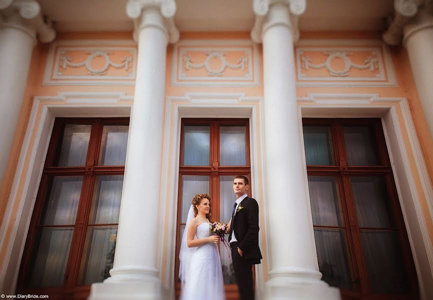 結婚式の写真家Aleksandr Sergeevich (whiteroom)。2014 2月28日の写真