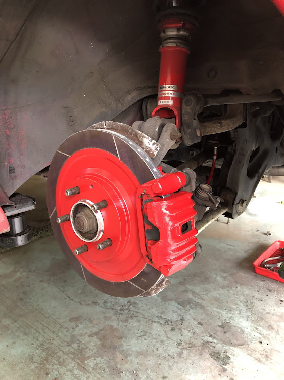 RX-7のAutoExeブレーキホース・AutoExeブレーキローター・AutoExeブレーキパッド・必ず何か忘れるに関するカスタム事例の投稿画像2枚目