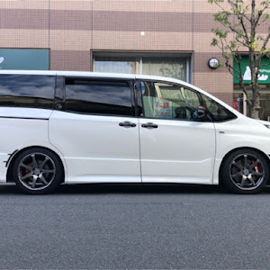 ヴォクシーG's