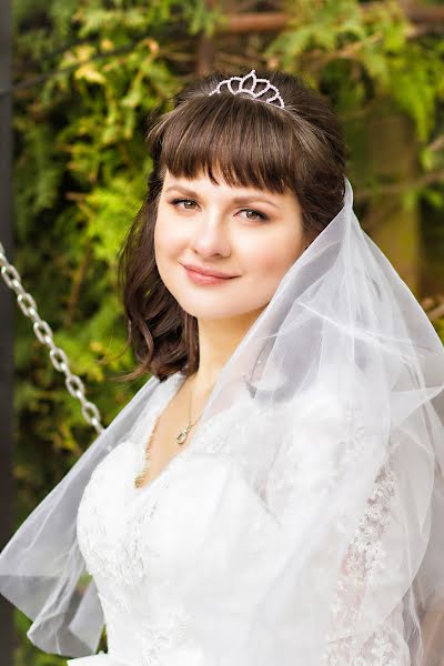 Fotógrafo de casamento Olya Vetrova (0lavetrova). Foto de 19 de julho 2017