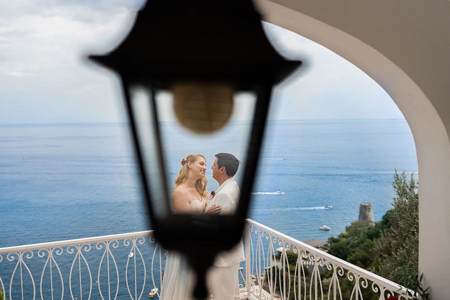 Fotografo di matrimoni Antonio Palermo (antoniopalermo). Foto del 17 ottobre 2023