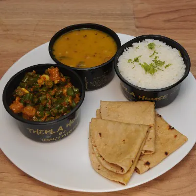 Flower Mutter Mix Sabji With Phulka Roti & Dal Rice