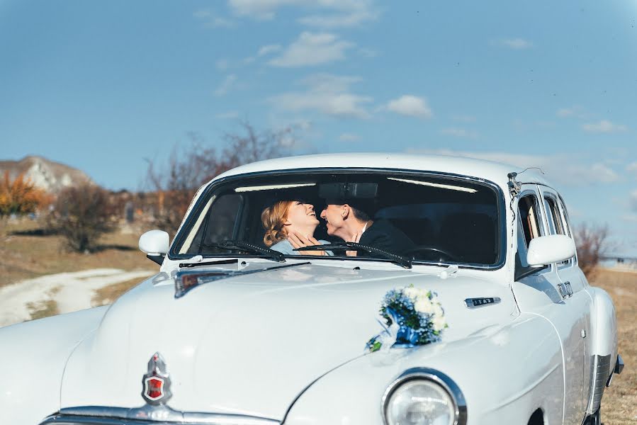 婚禮攝影師Oleg Kaznacheev（okaznacheev）。2018 12月26日的照片