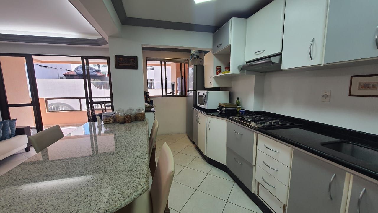 Apartamento no Ed. Residencial Yamal