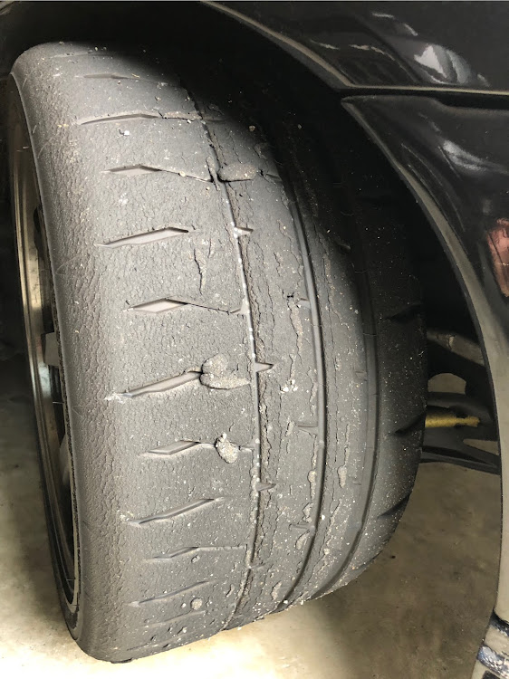 スカイライン GT-Rの暗黒さんが投稿したカスタム事例の投稿画像2枚目