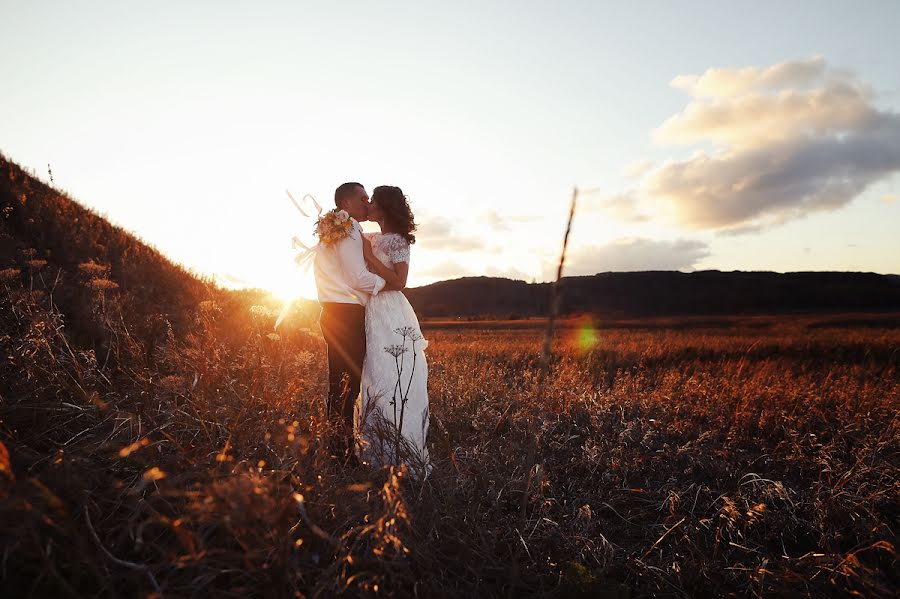 Wedding photographer Evgeniy Zinovev (alkazar). Photo of 19 October 2017