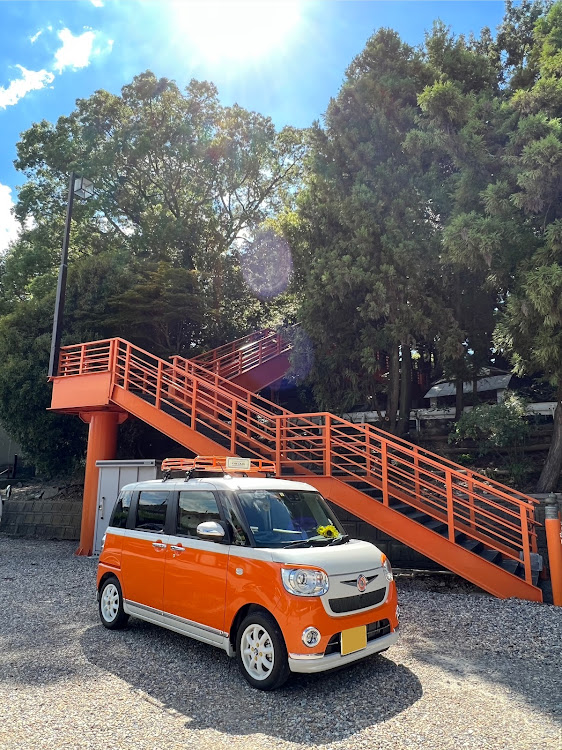 ムーヴキャンバスの坂を登った風景・赤と白の煙突🏭・夏雲と川原・龍泉寺・彼岸花咲いた、ご先祖さまありがとう☺️に関するカスタム事例の投稿画像8枚目