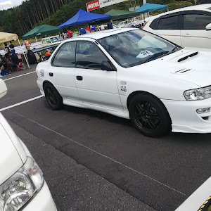 インプレッサ WRX STI GC8