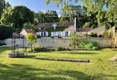 House with pool and garden 5