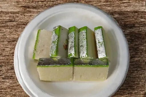 Pista Burfi