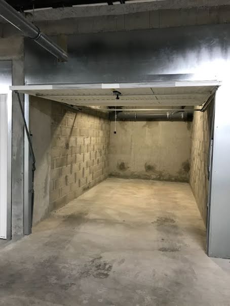 Location  parking  13 m² à Lyon 4ème (69004), 125 €