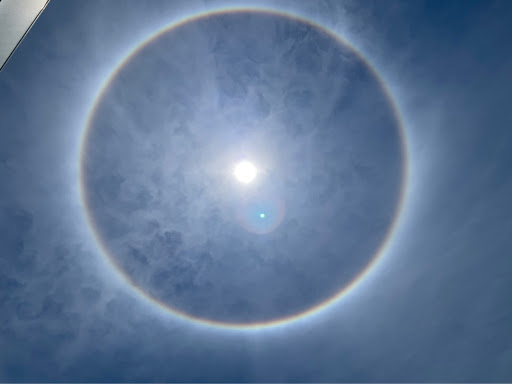 カローラスポーツ Zwe211hの虹と遭遇 太陽が眩しい レアな現象に関するカスタム メンテナンスの投稿画像 車のカスタム情報はcartune