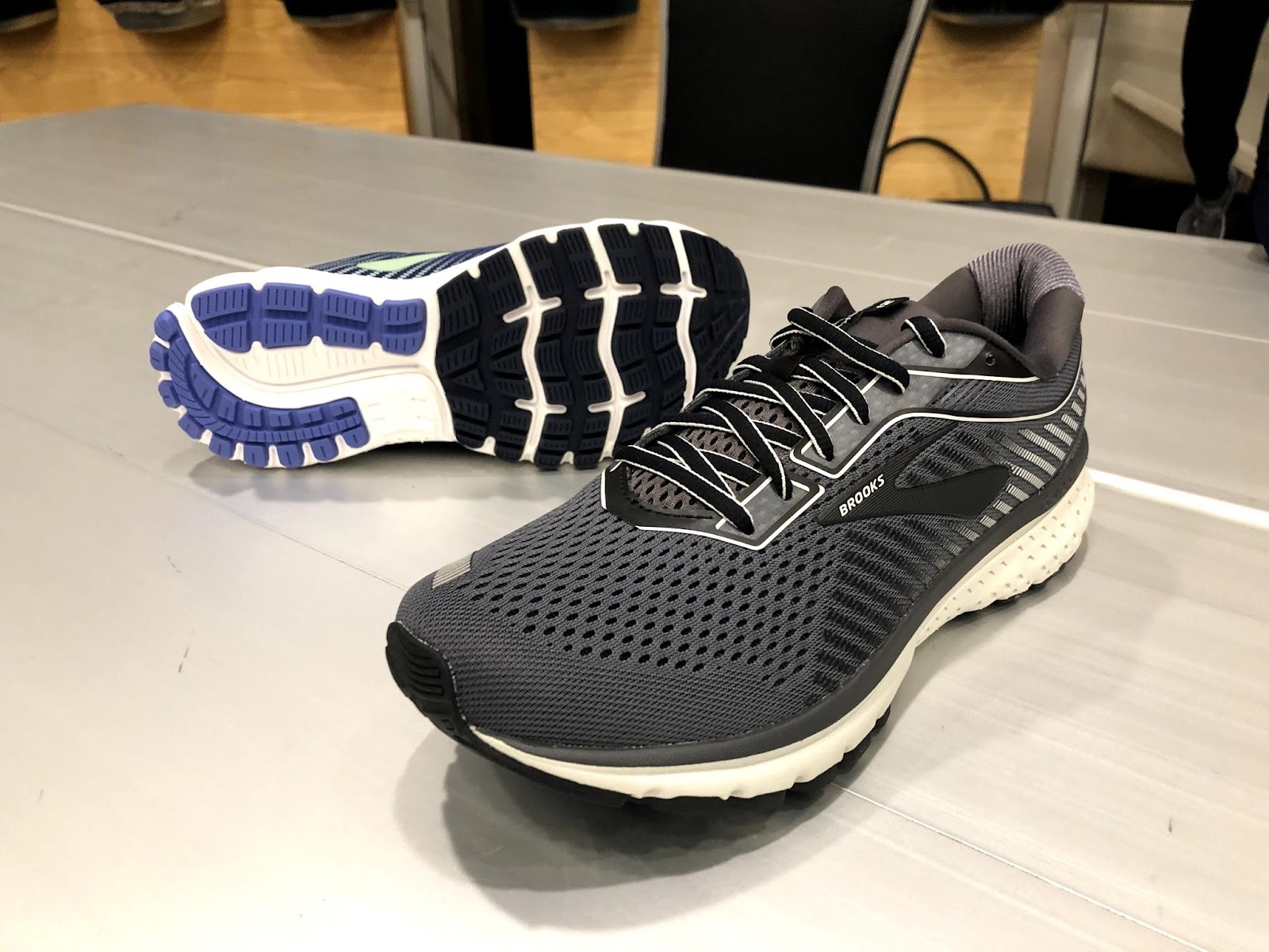 brooks shoes ghost 12 release date