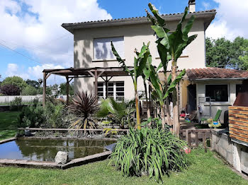 maison à Saint-Médard-de-Guizières (33)