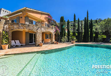 House with pool and terrace 2