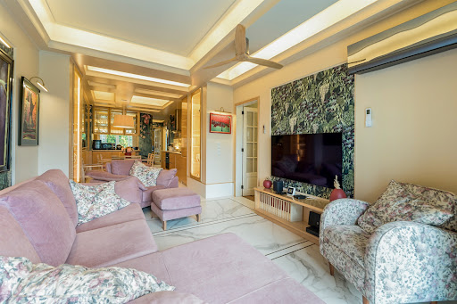Apartment 4