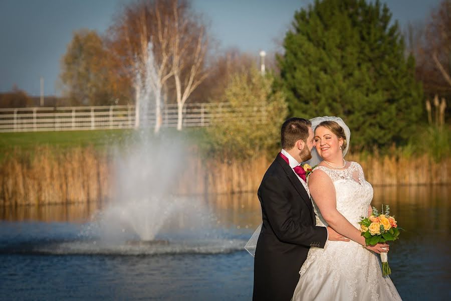 Fotógrafo de casamento Martin Pawlett (martinpawlettph). Foto de 2 de julho 2019