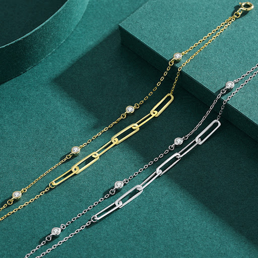 Title 4, Ladies Fashion All-match Simple Hand Accessories