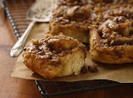 Overnight Caramel Apple Rolls was pinched from <a href="http://www.bettycrocker.com/recipes/overnight-caramel-apple-rolls/85932bd8-3bb5-493d-9b72-2cb9be0add4f" target="_blank">www.bettycrocker.com.</a>