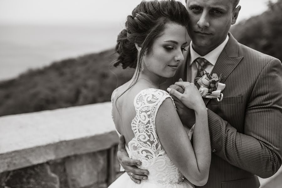 Fotografo di matrimoni Aleksandra Suvorova (suvorova). Foto del 26 aprile 2018