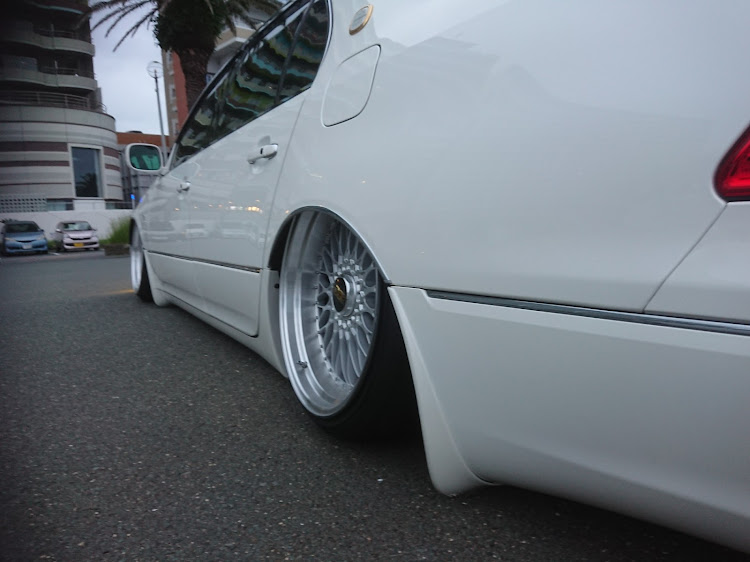 セルシオのBBS RS・MyBBSRS・RSコラボに関するカスタム事例の投稿画像5枚目