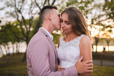 Wedding photographer Katerina Romanova (katephotovl). Photo of 26 September 2017