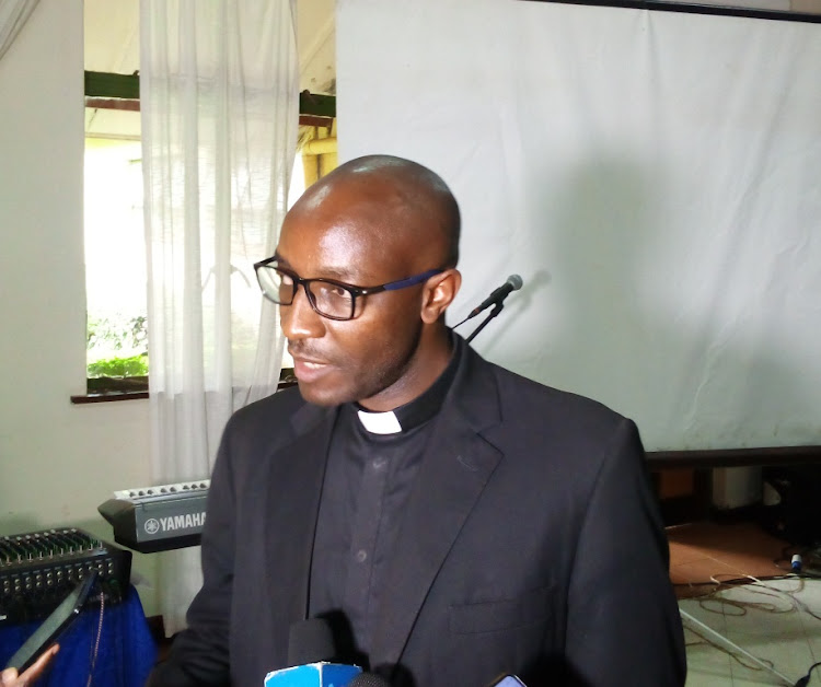 NCCK Secretary general Cannon Chris Kinyanjui speaking to journalists on Saturday in Limuru.