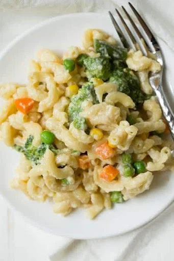 Veg Mac And Cheese Pasta