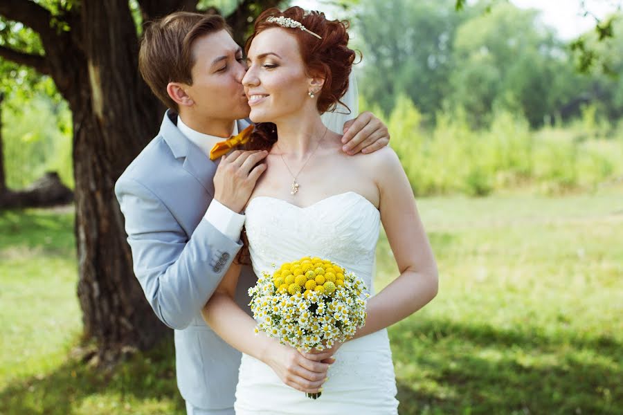 Fotógrafo de casamento Artem Petrakov (apetrakov). Foto de 1 de fevereiro 2016