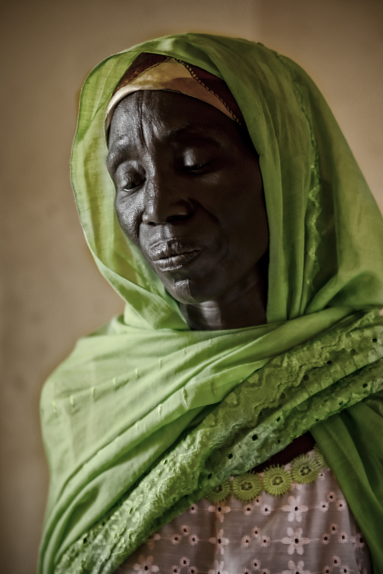 La solitudine ha, a volte, colori e sfumature inattesi, sorprendenti. È una stanza vuota dove risuona la propria anima, la propria sensibilità . (Paolo Crepet) di Mig