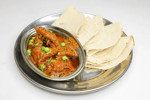 Chicken Kassa With 4 Roti