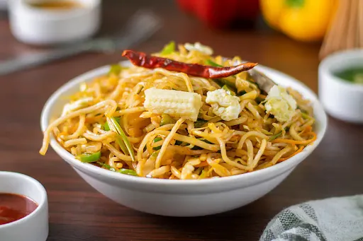 Egg Schezwan Noodles