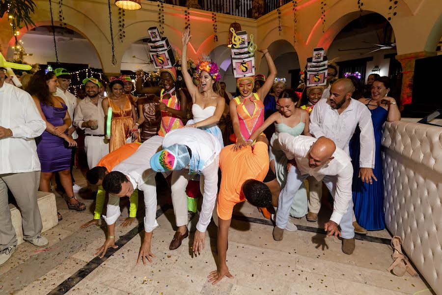 Fotógrafo de casamento Carlos Roa (carlyroaph). Foto de 16 de março 2023