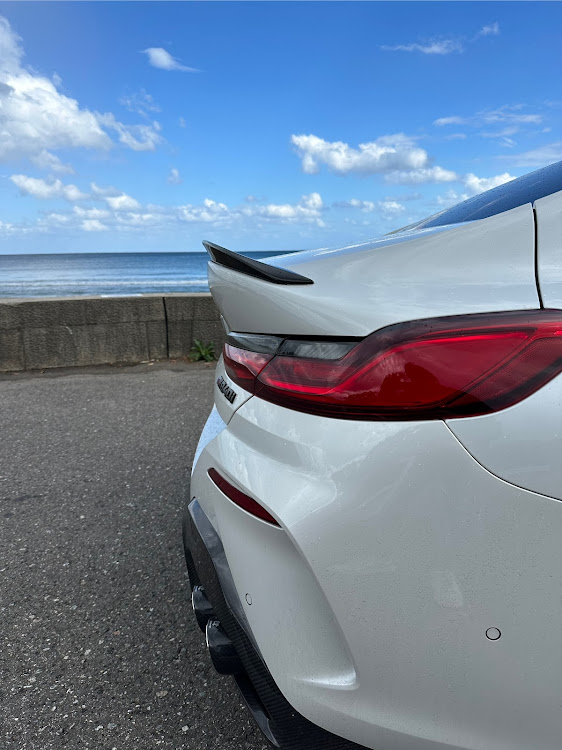 8シリーズ グランクーペのBMW8シリーズ・3DDesign・BBS・海とコラボ・車高調整に関するカスタム事例の投稿画像2枚目