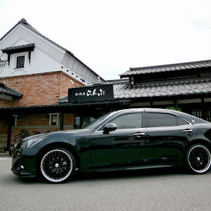 クラウンアスリート ARS210
