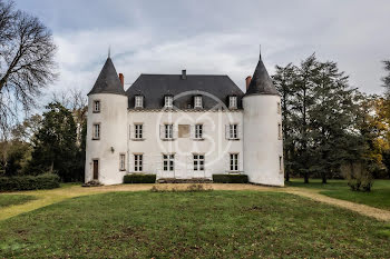 château à Chateauroux (36)