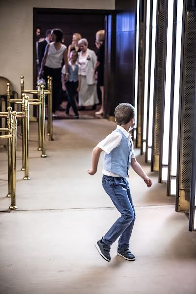 Fotografo di matrimoni Péter Szúdy (peterszudy). Foto del 10 maggio 2023