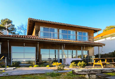 Maison avec piscine en bord de mer 10