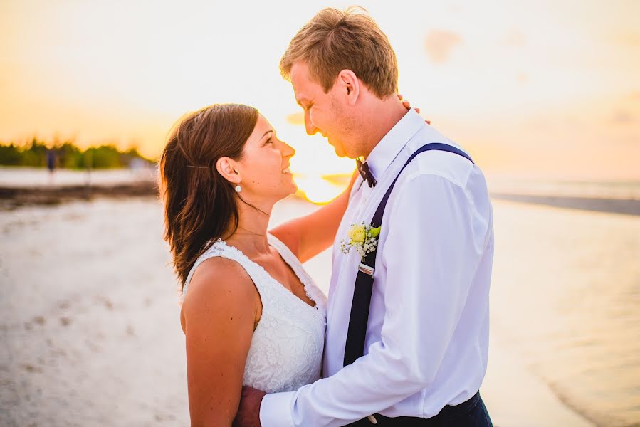 Fotógrafo de bodas Jonhy Adán (jonhyadan). Foto del 3 de diciembre 2018