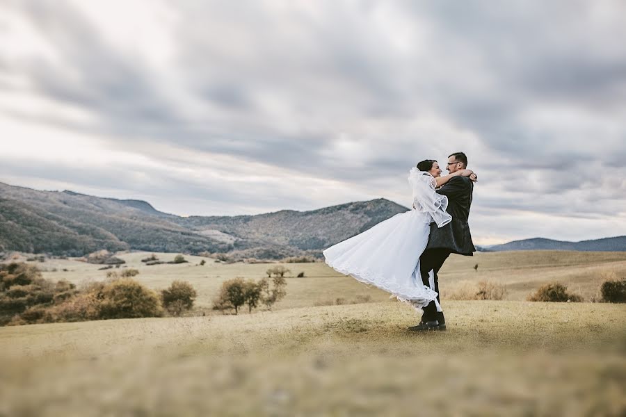 Pulmafotograaf Lea Záborská Máriássy (fotkalm). Foto tehtud 12 märts 2020