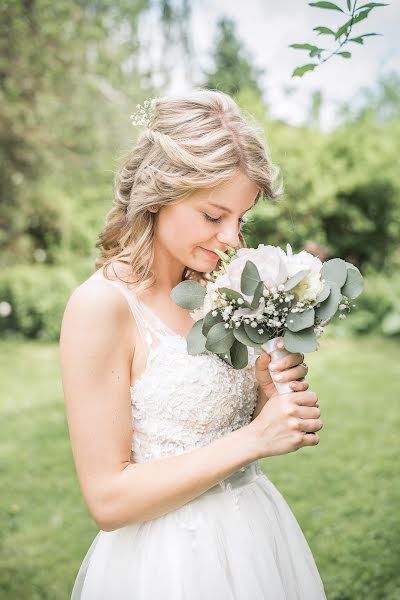 Fotógrafo de casamento Iva Drábová (ivadrabova). Foto de 13 de janeiro 2020