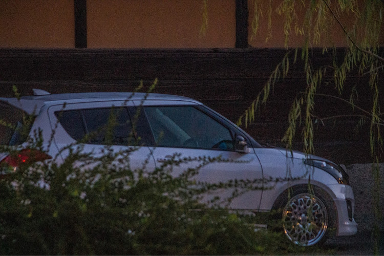 スイフトスポーツの倉敷美観地区・コラボありがとうございました🙇‍♂️・モデル風？に関するカスタム事例の投稿画像5枚目